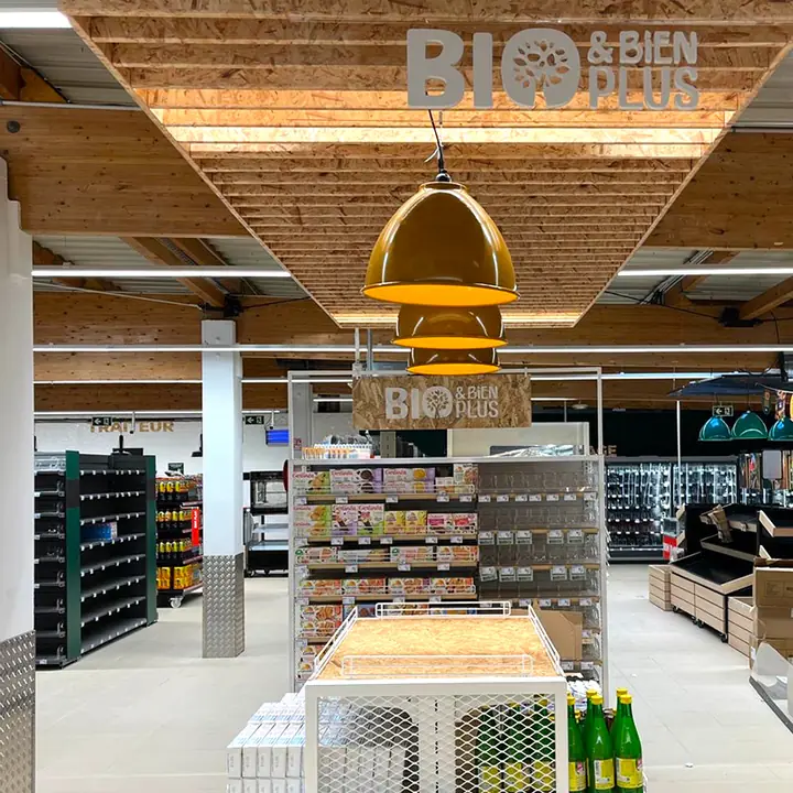 Carrefour Express : signalétique suspendue